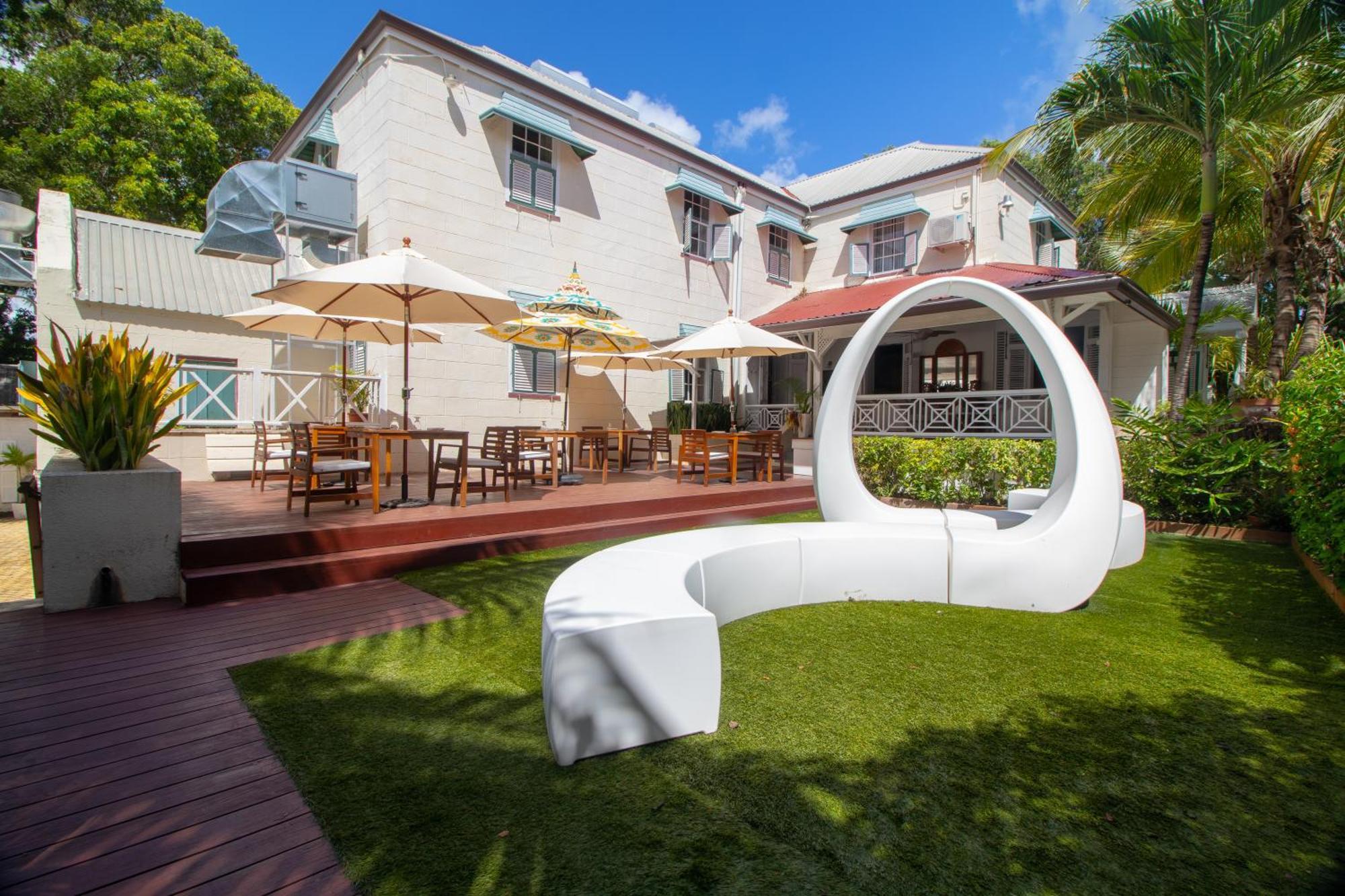 Sweetfield Manor Hotel Bridgetown Exterior foto